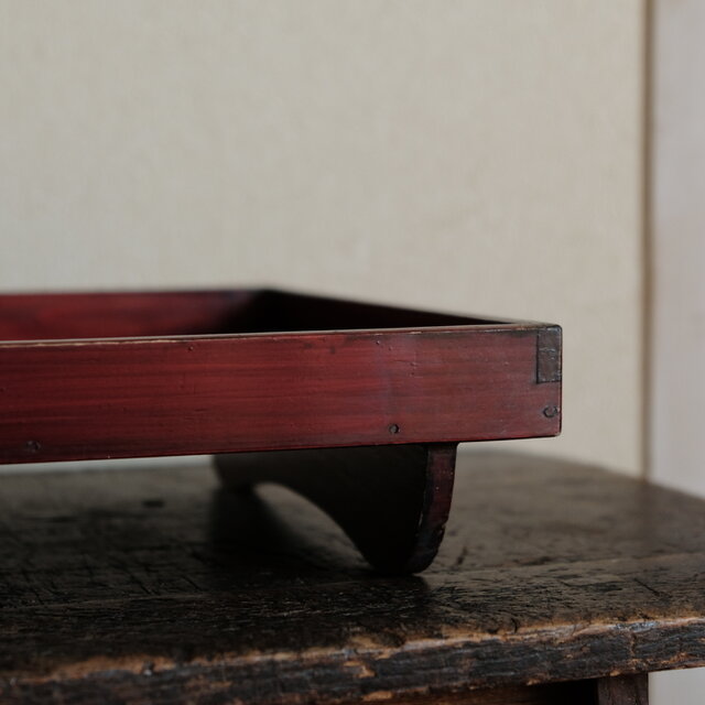 濃く美しい色味◇漆塗り脚付き膳 盆 古物 古民家 骨董・antiques 明治