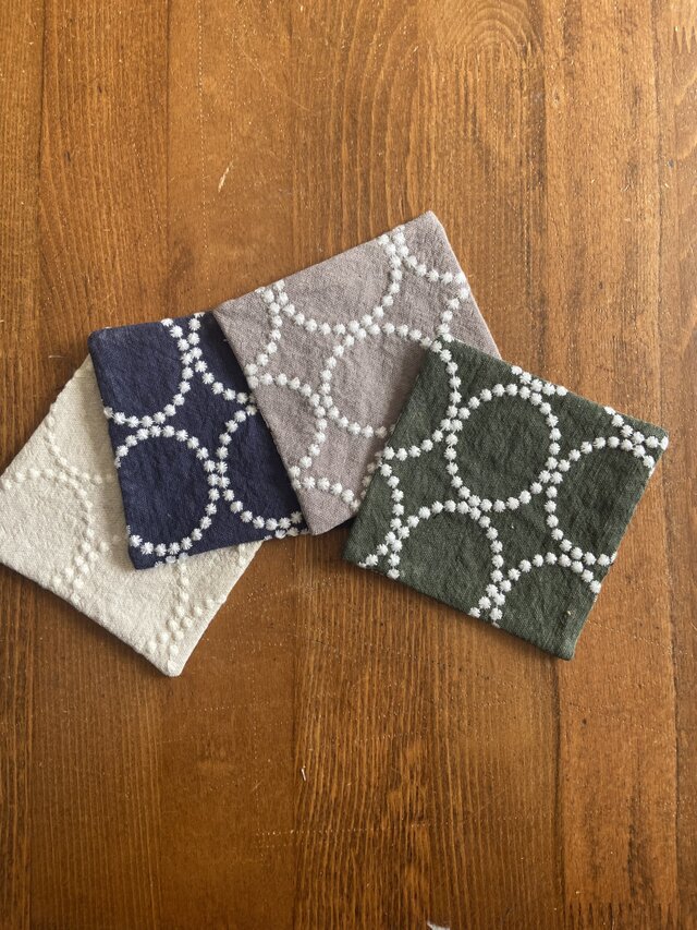 ミナペルホネンタンバリン風コースター