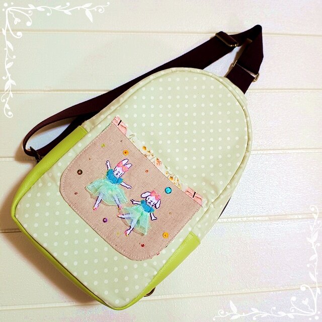 手刺繍のワンリュックショルダー