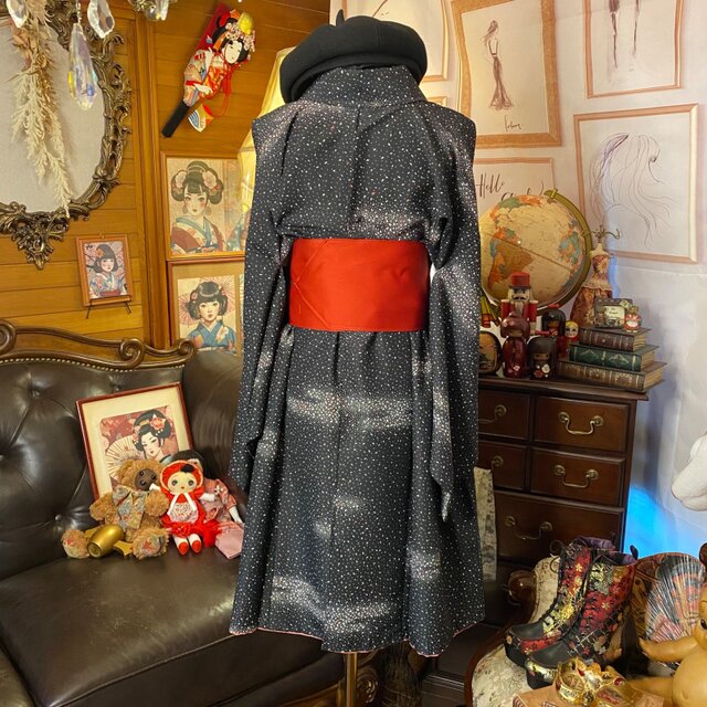 単衣着物リメイク  ワンピース／ドレス／洗える化繊 名古屋帯サッシュベルト 紫灰の霧 × 幻想の万華鏡 KW-1302 和洋折衷 着物 リメイク ワンピース ドレス 洗える 化繊 色無地 名古屋