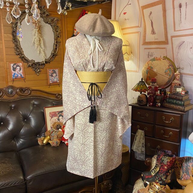 彩　着物リメイク♪ 袋帯と刺繍入り着物からロングワンピース❣️春らしいクリーム色 着物リメイク ワンピース ドレス 洗える 化繊 帯ベルト 和洋折衷