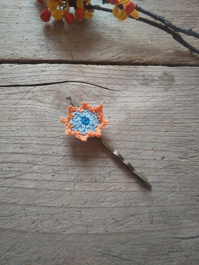 カラフルなスターヘアピン