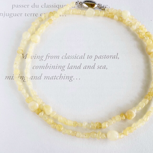 ハニーカラーの癒し ２種のアラゴナイトを使用したロングネックレス　ちょっと訳あり