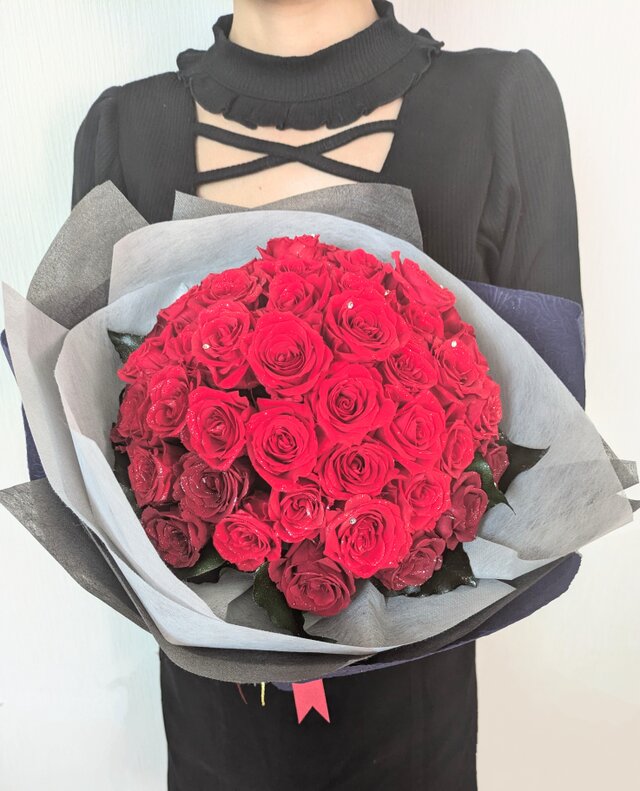 赤い薔薇50本の花束／プリザーブドフラワー永遠の愛♡無条件の愛／記念