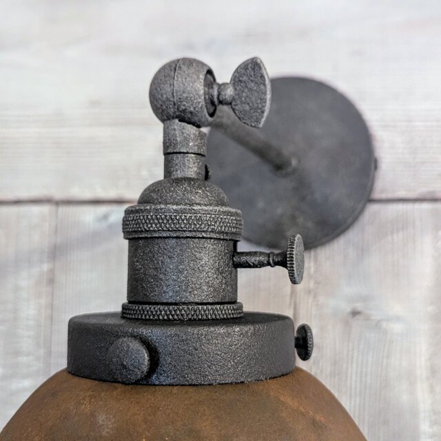 錆びた無骨なペンダントランプ アトリエ照明　インダストリアル 錆びた無骨なペンダントランプ アトリエ照明 インダストリアル