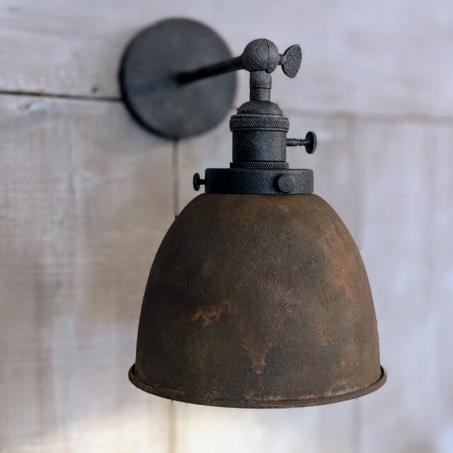 赤錆加工】インダストリアルなwall lamp 受注生産品 | iichi
