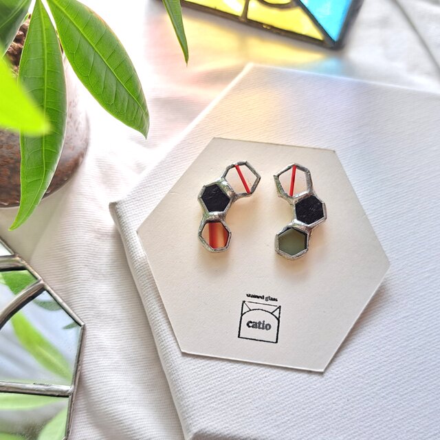 Honeycamb Pierce/stripe red