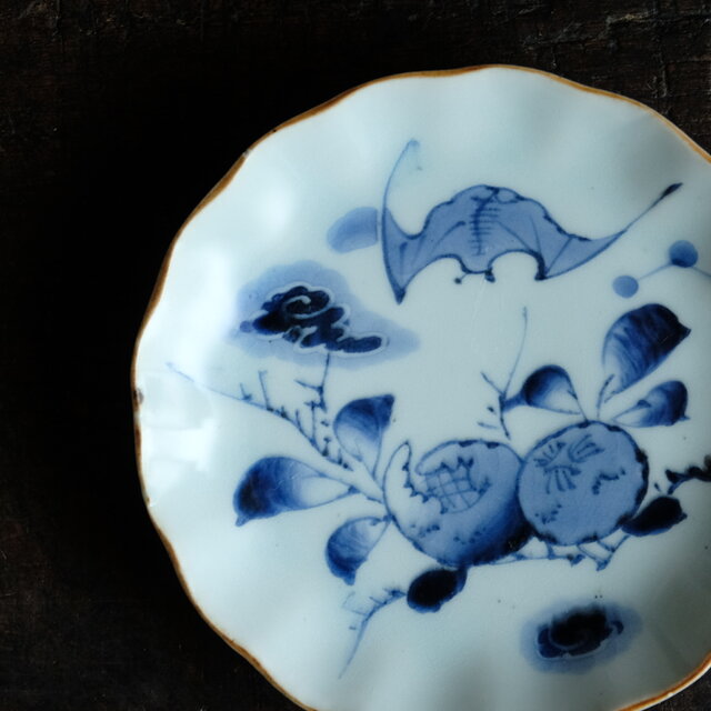 蝙蝠と果実◇伊万里 蝙蝠文染付中皿 骨董/antiques丁寧な暮らし