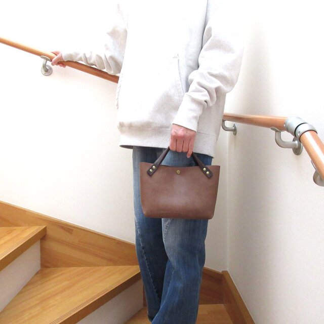 ショート丈♪《牛革》底マチワイド・一枚革のミニトート・カフェオレブラウン・0614