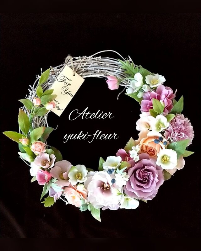 ☆クレイフラワー作品（チャーミングなリース）☆