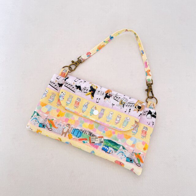 スマホポーチ　ホビーボーダー