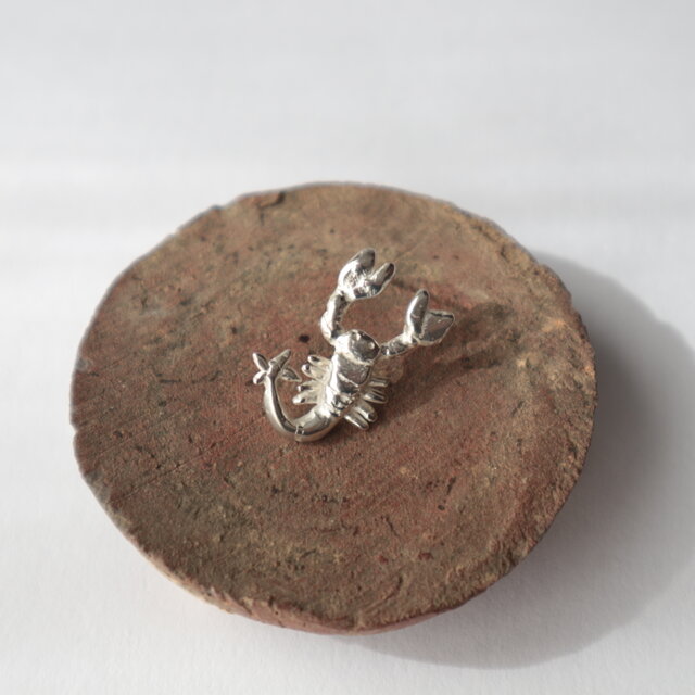 【Silver925】【片耳】Scorpionのピアス