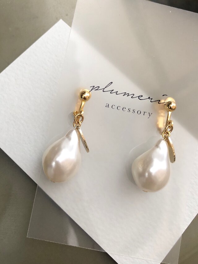 ＊ お洒落 ＊ バロックパール ゴールド 一粒 パール 上品 お出かけ 真珠 式 フォーマル イヤリング ／ ピアス