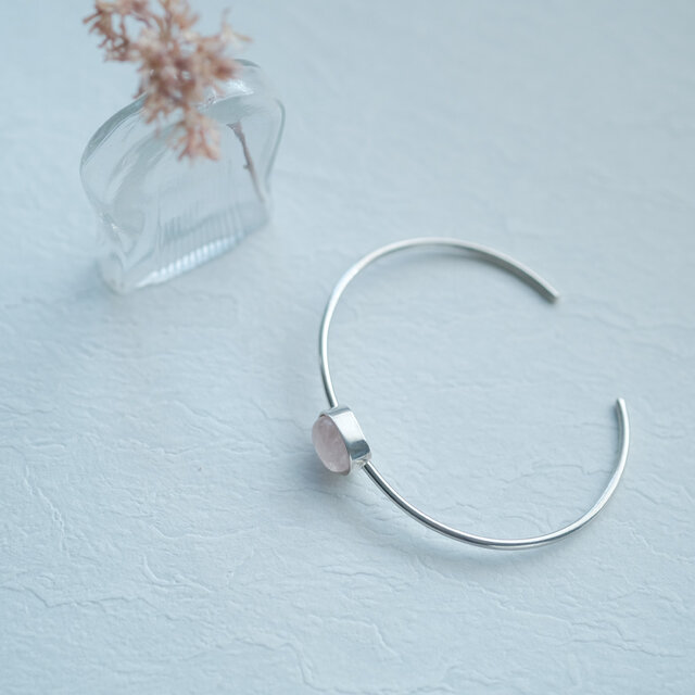 ピンク ローズクォーツ 天然石 バングル シルバー925 | iichi 日々の