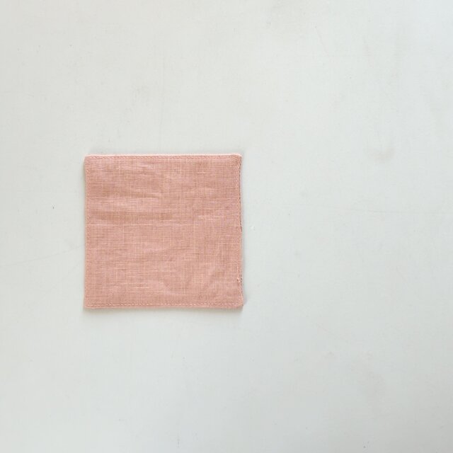 日用品店（布）コースター ／国産リネン  9.5cm×9.5cm 【 コーラルピンク 】