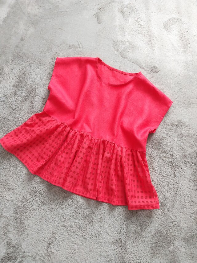 オレンジレッドリネン&チェックレースのギャザーフリルブラウス