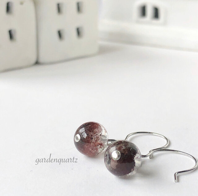数量限定♡ゆれる✳︎AAAガーデンクォーツ8㎜玉ピアス ニッケルフリー