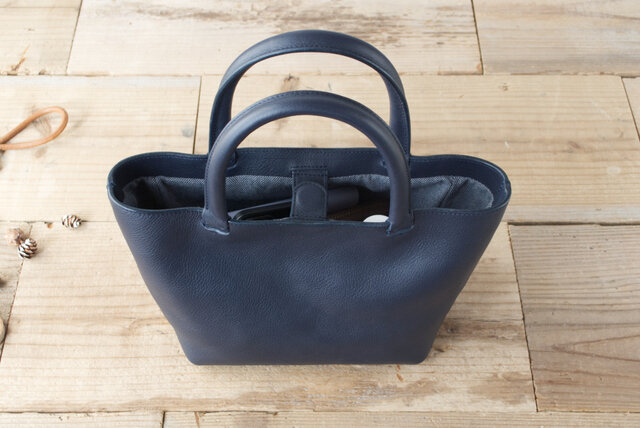 レザーミニトートバッグ lmtt2-S ［ネイビー］ | iichi 日々の暮らしを