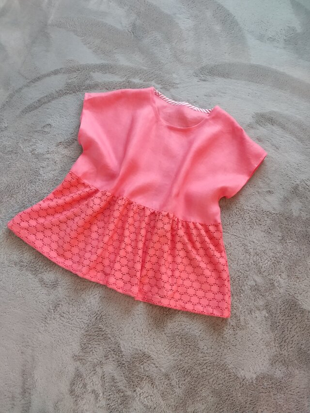 ピンクリネン&ニットレースのギャザーフリルブラウス