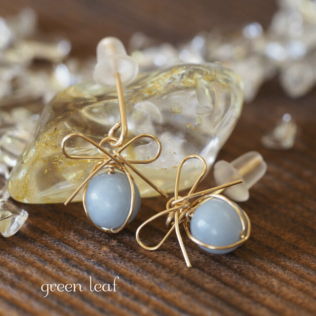 14kgf＊小さなリボンのポストピアス＊エンジェライト