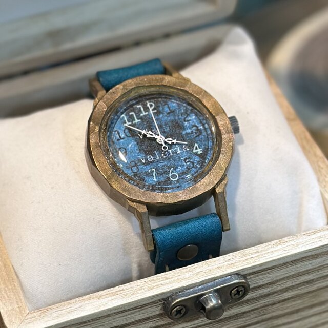 手作り腕時計 Via Valeria(レトロブルー & イタリアブルー色革