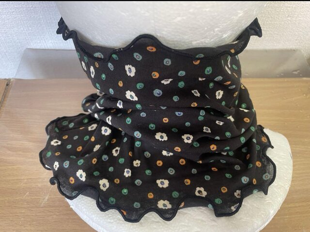 ロングタイプブラックドット作りネックウォーマーショール新品 ロングタイプブラックドット作りネックウォーマーショール新品