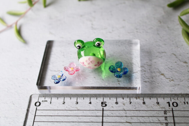 リモージュボックス 蓮の葉とカエル 蛙 小物入れ ミニチュア ピルケース 000000001377_XjfWKlf.jpg