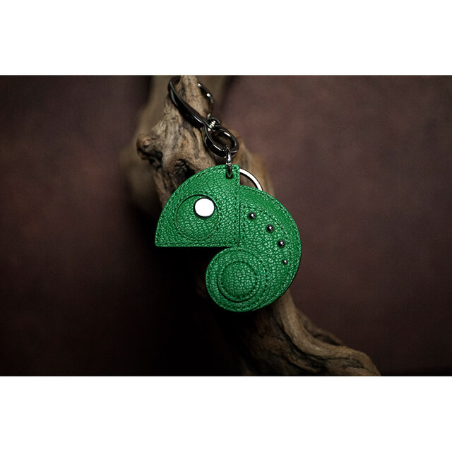 カメレオン デザイン / ヤギ革 キーホルダー ( スモール / グリーン