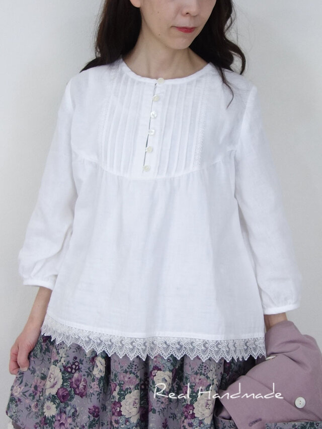 Wガーゼオフホワイトピンタックループボタンアンティーク風プルオーバー