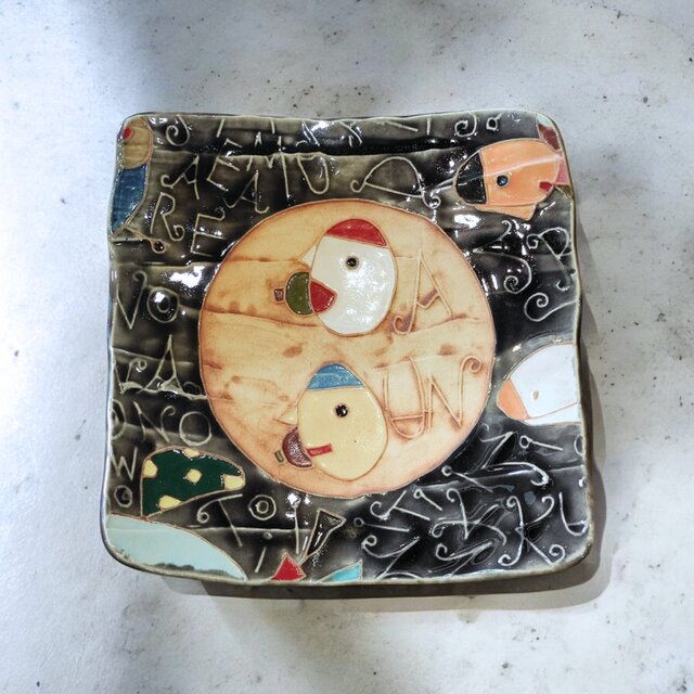 【グレーガラス】明るく、楽しく、美味しく！足付き大皿2 2025