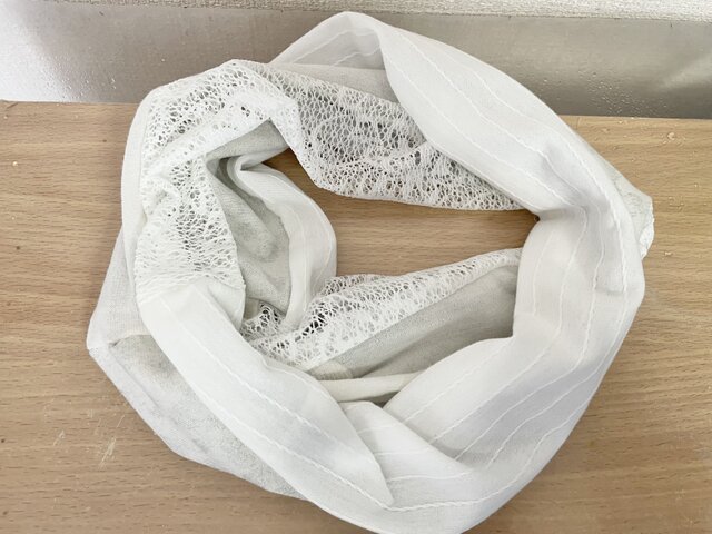 ホワイトレースシルバーレオパード&ホワイト国内手作りネック  