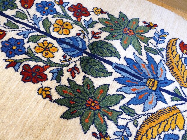 ペルシャ ギャッベ ソファ前 玄関マット 小判型 楕円形 ラグ 120Φ80cm ペルシャ ギャッベ ソファ前 玄関マット 小判型 楕円形 ラグ 120Φ80cm