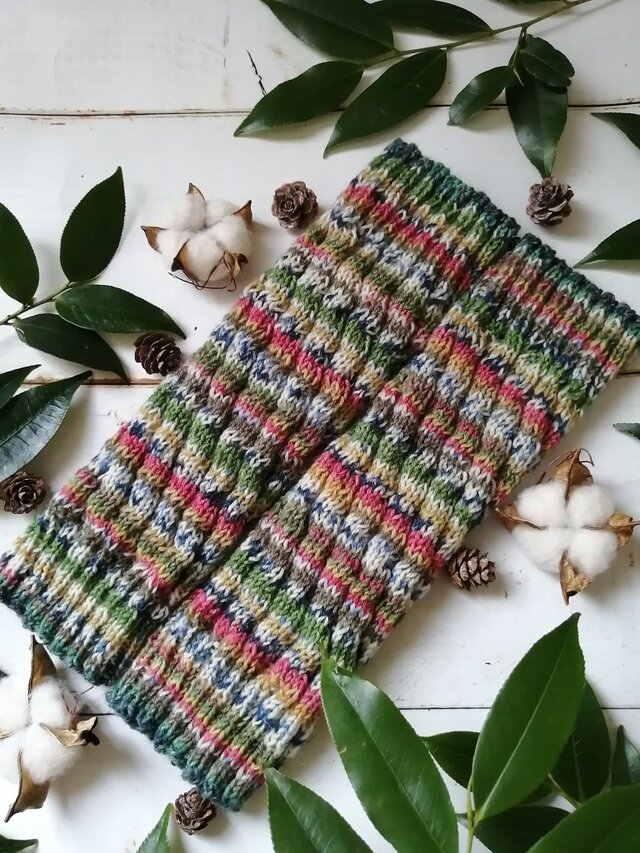 【Ｍ】緑の花畑〜オパール毛糸のスパイラル編みレッグウォーマー