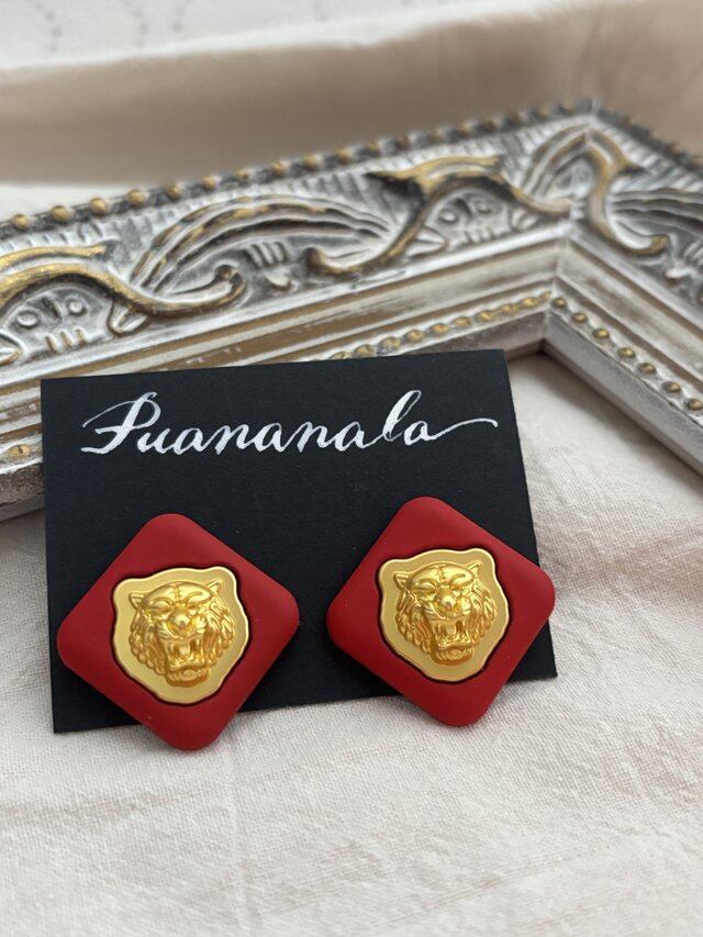 がおーー！虎のピアス