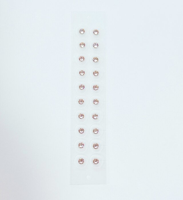 【スワロフスキー正規品】耳つぼジュエリー20粒(シルク)