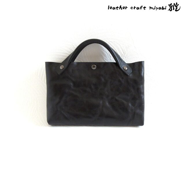 便利で可愛いミニサイズ♪《牛革》バッグインバッグ・ウォッシャブル・ブラック・076