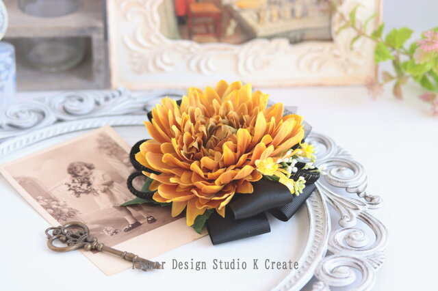 くすみオレンジのダリアのヘアクリップ ダンス フラメンコ 髪飾り ヘア