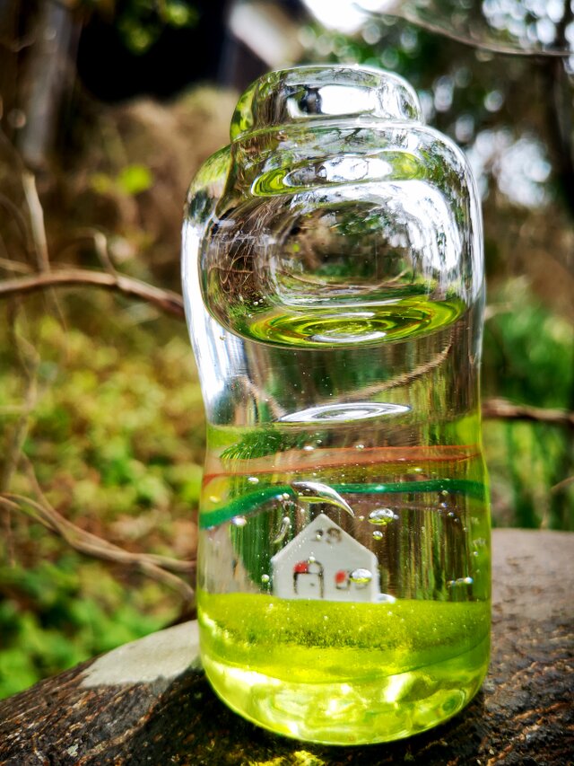 マリアサンク様用　虹と家の１輪挿し