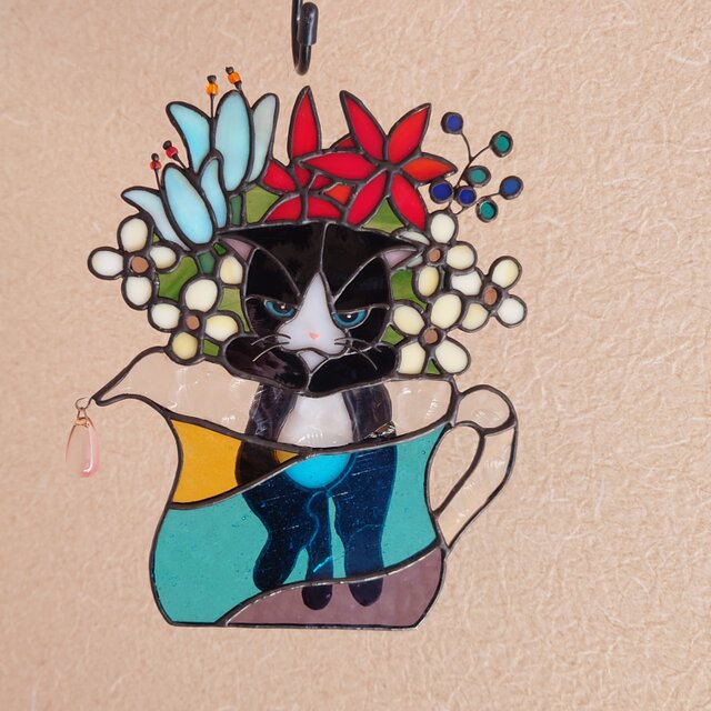 水差しに入ったぶ〜らぶ〜ら猫さん【Ｆ】