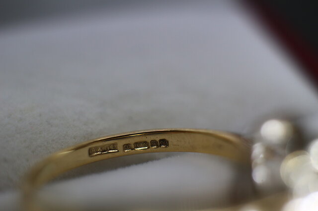 英国 1987年 レディース ゴールド 指輪 サファイアダイア 375 J180 英国 1987年 レディース ゴールド 指輪 サファイアダイア 375 J180