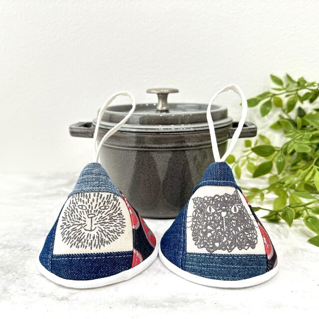 三角鍋つかみstaub　ストウブ　ホーロー　鍋つかみ　ミトン