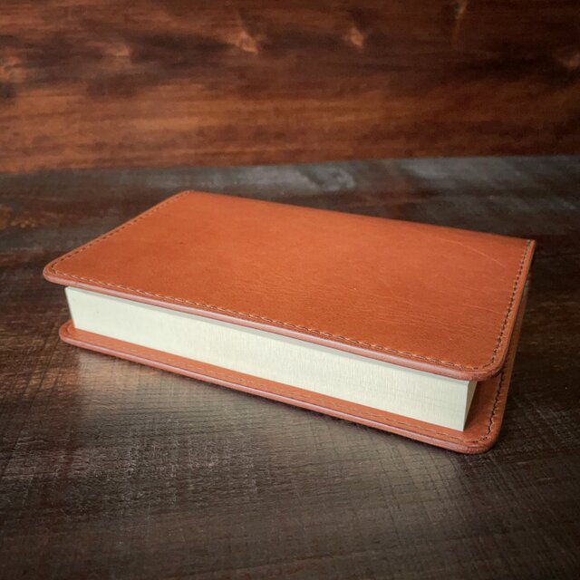 文庫本サイズ》レザーブックカバー（Sessanta） | iichi 日々の