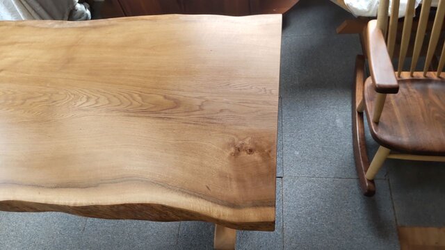 テーブル　木　ナラ ナラ一枚板テーブル、難あり特価提供品 | iichi 日々の暮らしを