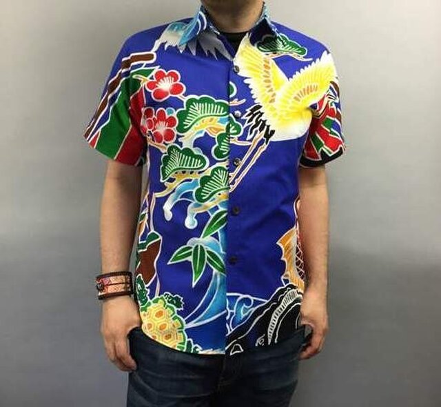 半袖和柄シャツ（大漁旗）青 | iichi 日々の暮らしを心地よくする 