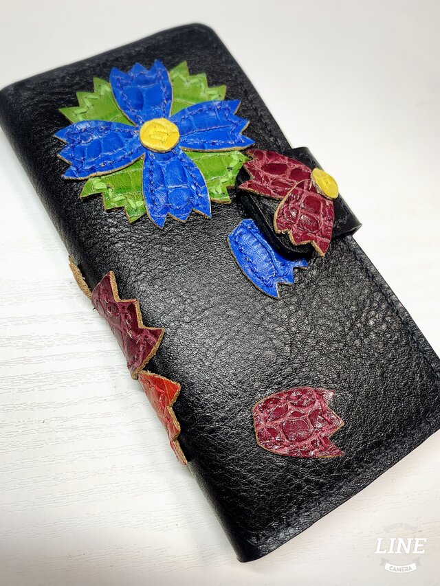 (受注作成)スマホケース　コスモス　黒