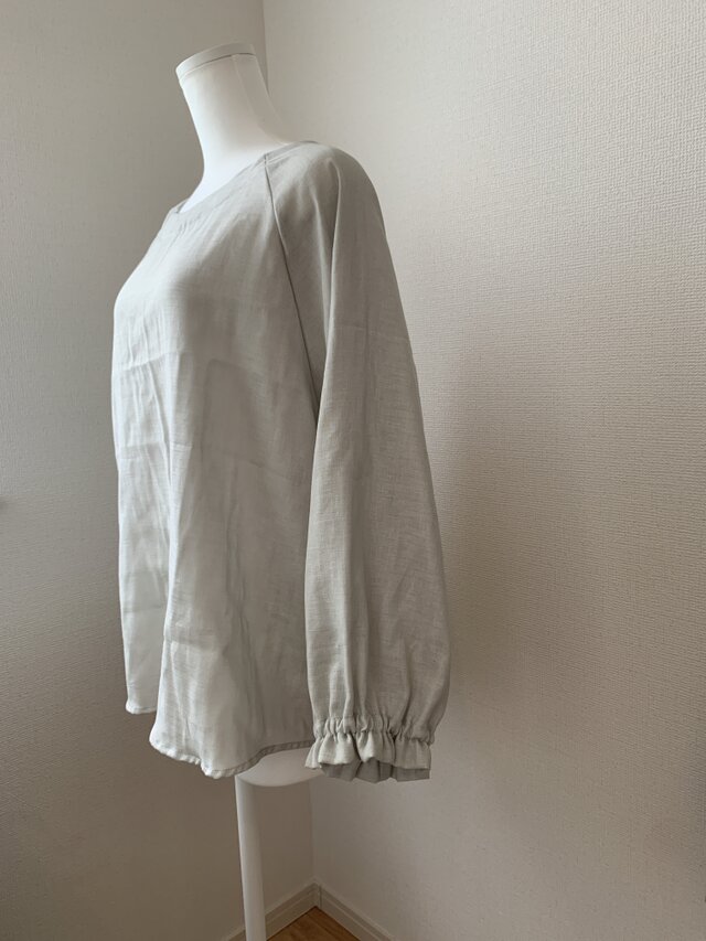 ダブルガーゼ袖口フリルラグランブラウス