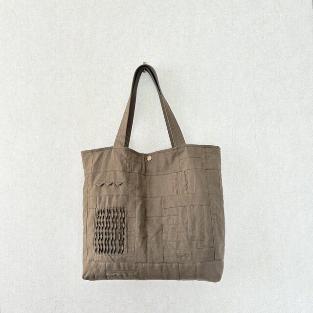 小さな布たちの大きなバッグ　カーキ