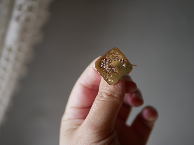 FBRO-02 ゴールドブローチ すずらん K18 鈴蘭 アンティークブローチ