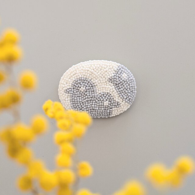 monolog オーバルブローチ　bird