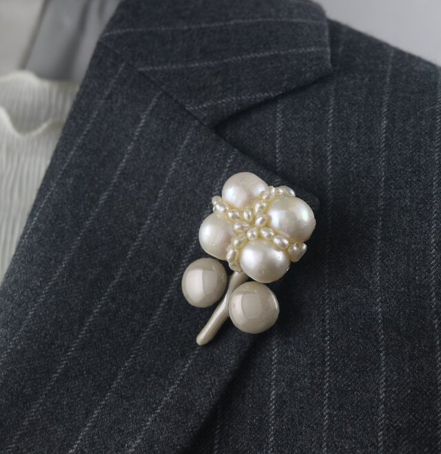 ぶさかわ真珠のちっちゃ〜なブローチ